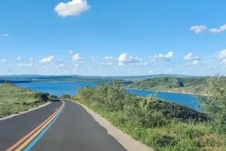 Fünf Unternehmen interessieren sich für den Ausbau der Autobahn D35 im PPP-Format: Die Kosten für den 35 Kilometer langen Abschnitt werden voraussichtlich 35 Milliarden Kronen betragen.