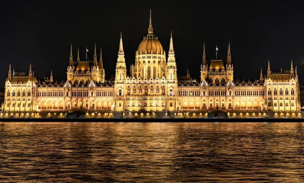 Exploring the Highways of Hungary