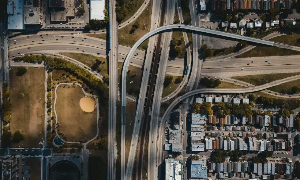 Die erste private Autobahn der Tschechischen Republik, die D4, wird vor Weihnachten eröffnet. Der Direktor an Blesk: Wie viel hat sie in Milliarden gekostet?