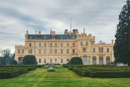 Istraživanje autoputeva Češke - Praktična kupovina češke e-vinjete