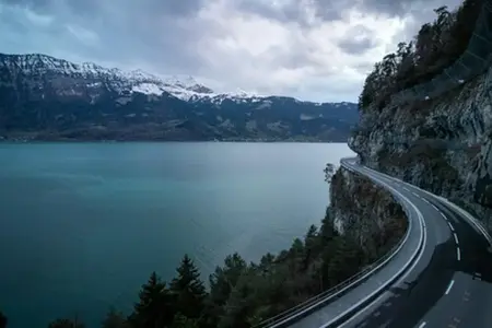 Switzerland's motorway network: modern roads, smooth traffic