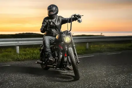 Die Vorbereitungen für die Autobahn A8 haben begonnen; der Verein ''Moldova Vrea Autostradă'' hat die Aufnahme der Arbeiten gefordert.