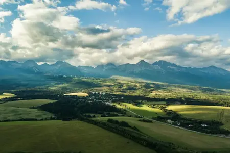 Travelling on Motorways in Slovakia: Experiences in Upper Hungary