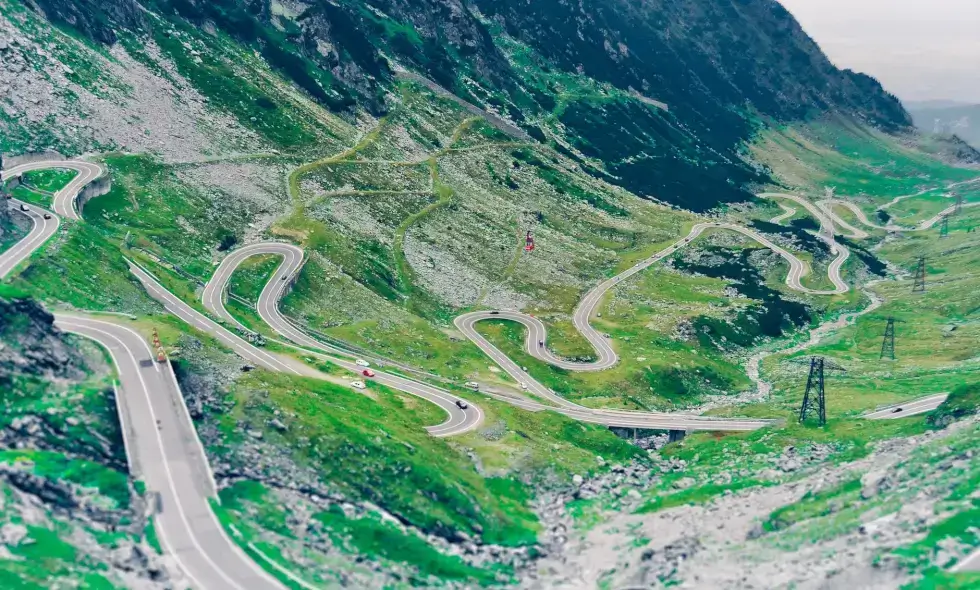 Романска вињета - Патувајте низ Романија лесно и удобно