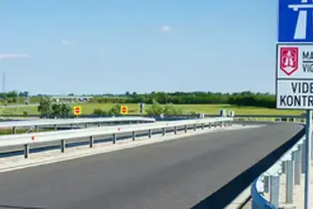 Prezintă un preț mai mic achiziționarea unei viniete pe o perioadă mai lungă de timp?